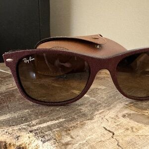 Ray Ban sunglasses New Wayfarer